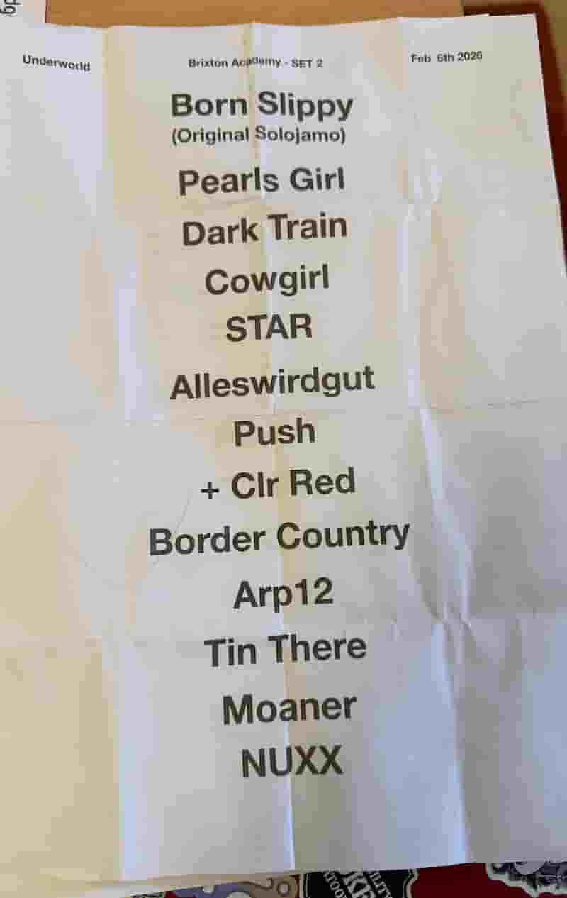 Set list from Saturday with Friday night's date in the top left